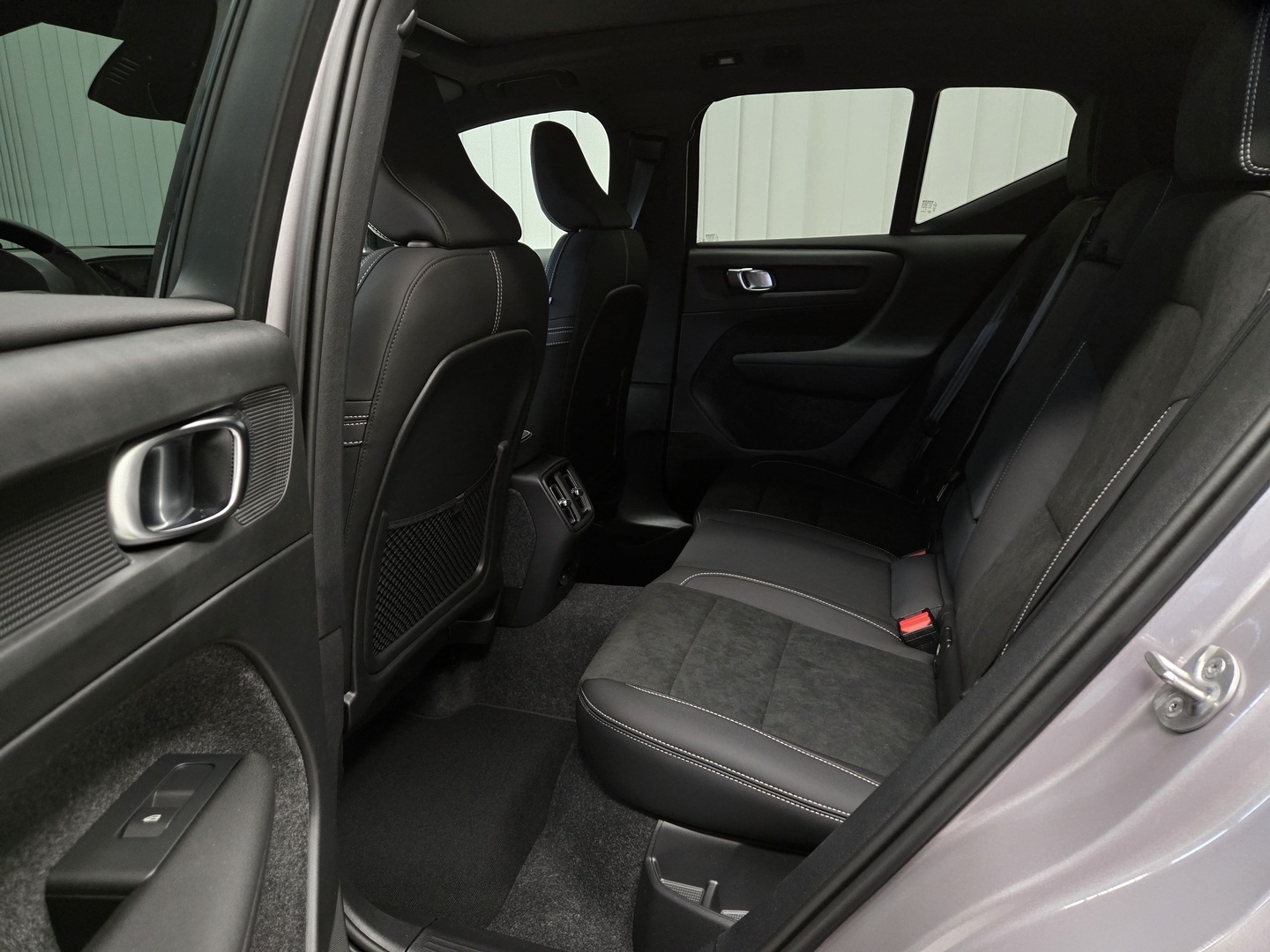 Volvo EX40 Twin Ultra 2027, photo 7/12