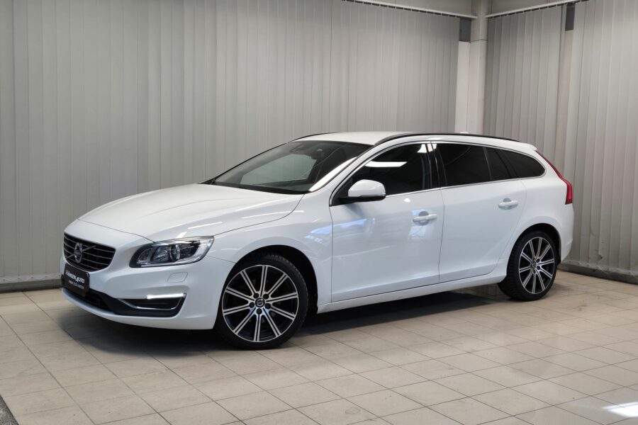 Volvo V60, image 2