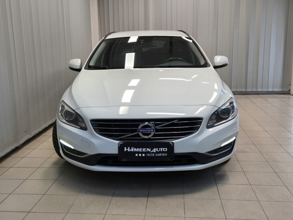 Volvo V60, image 3