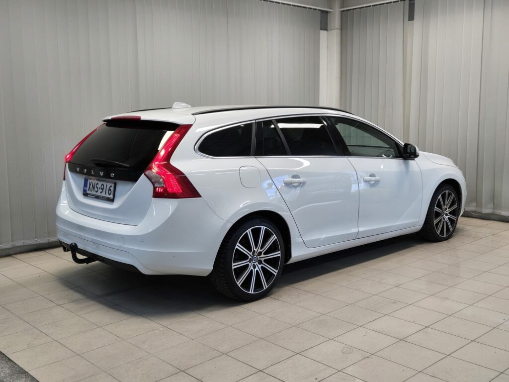 Volvo V60, image 5