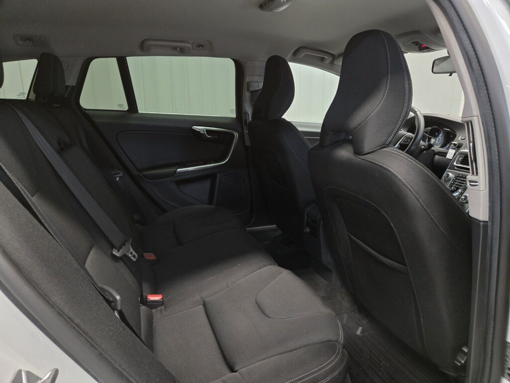 Volvo V60, image 9
