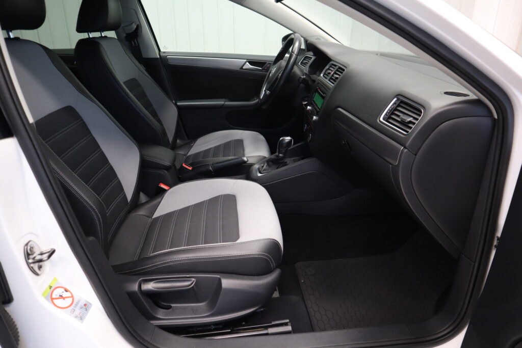 Volkswagen Jetta, image 11