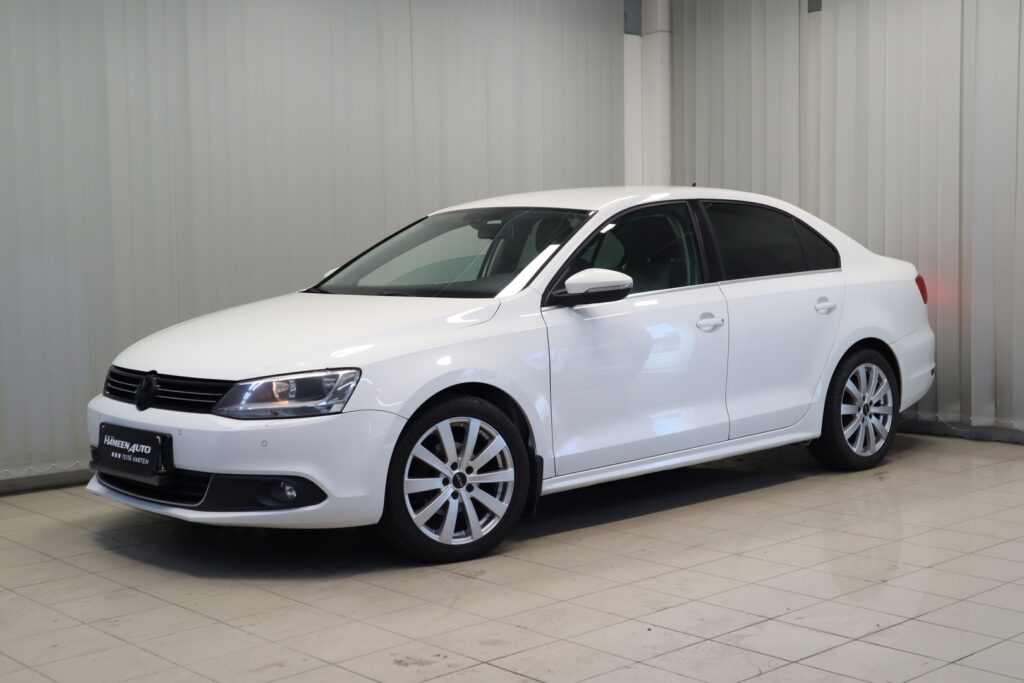 Volkswagen Jetta, image 2