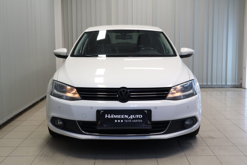 Volkswagen Jetta, image 3