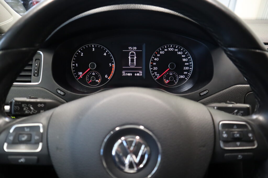 Volkswagen Jetta, image 8