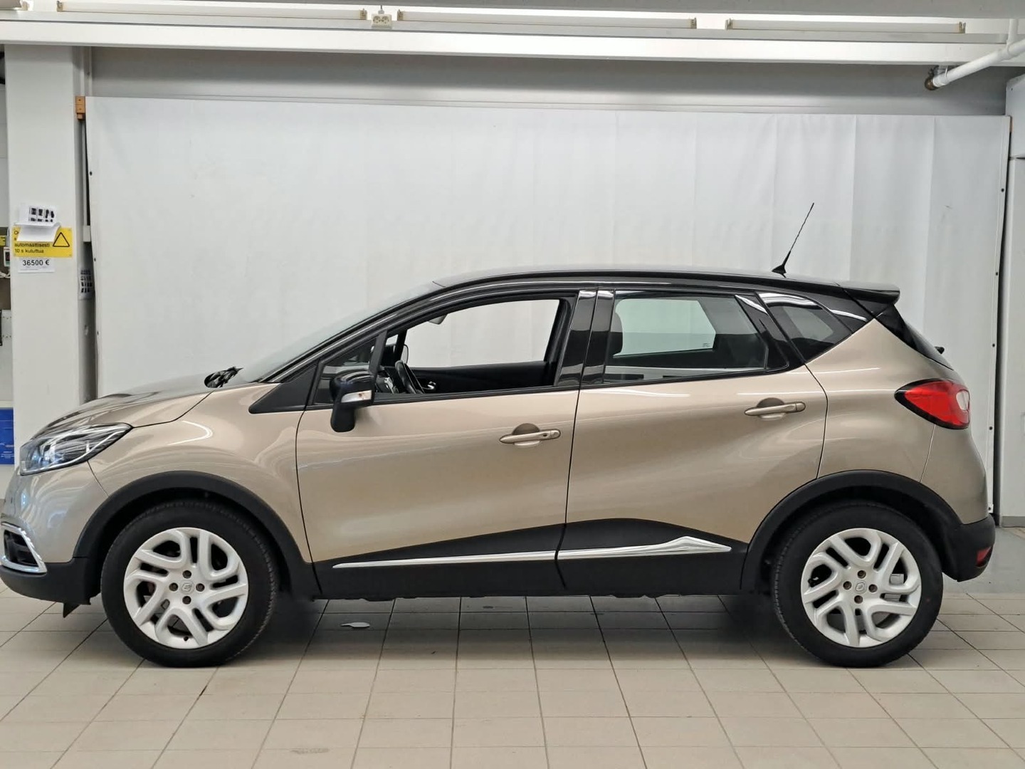 Renault Captur 2016, kuva 3/27