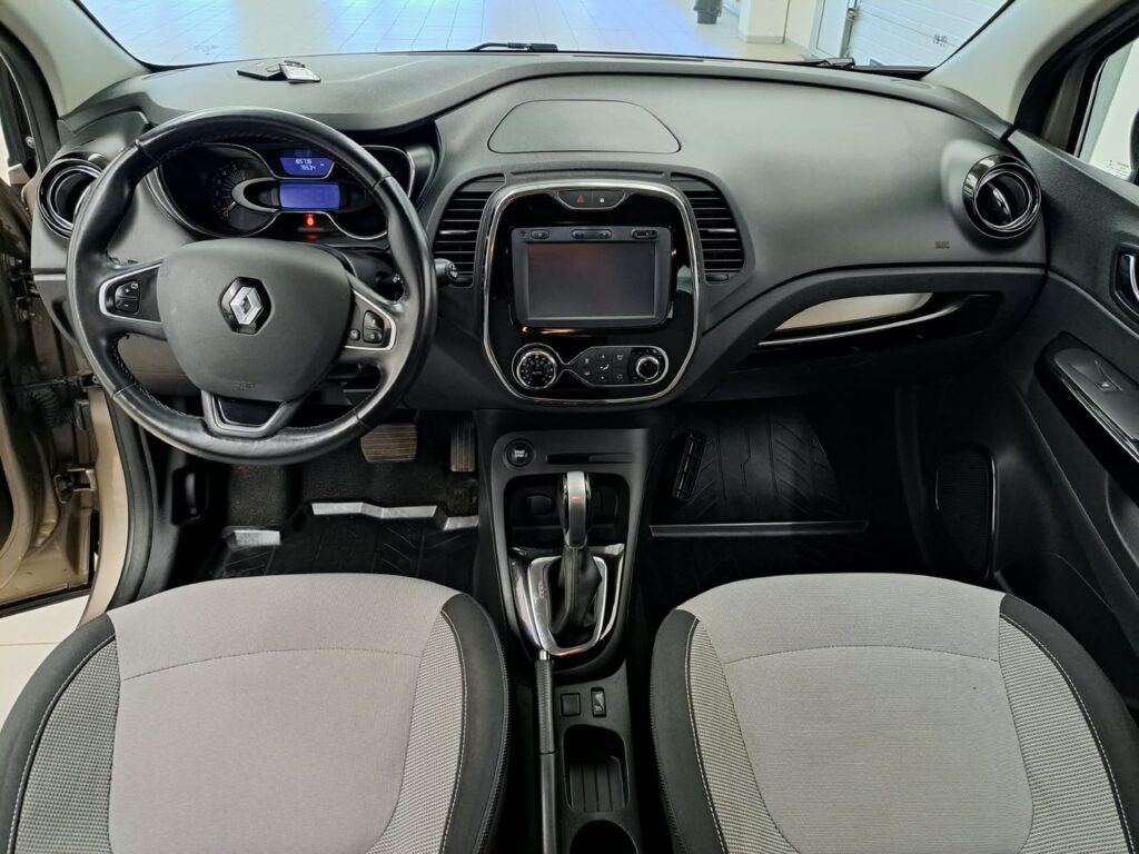 RENAULT CAPTUR, image 9