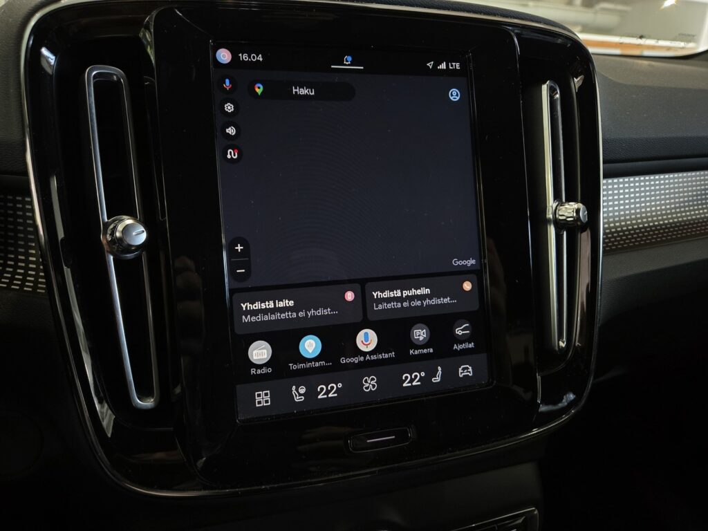 Volvo XC40, image 13