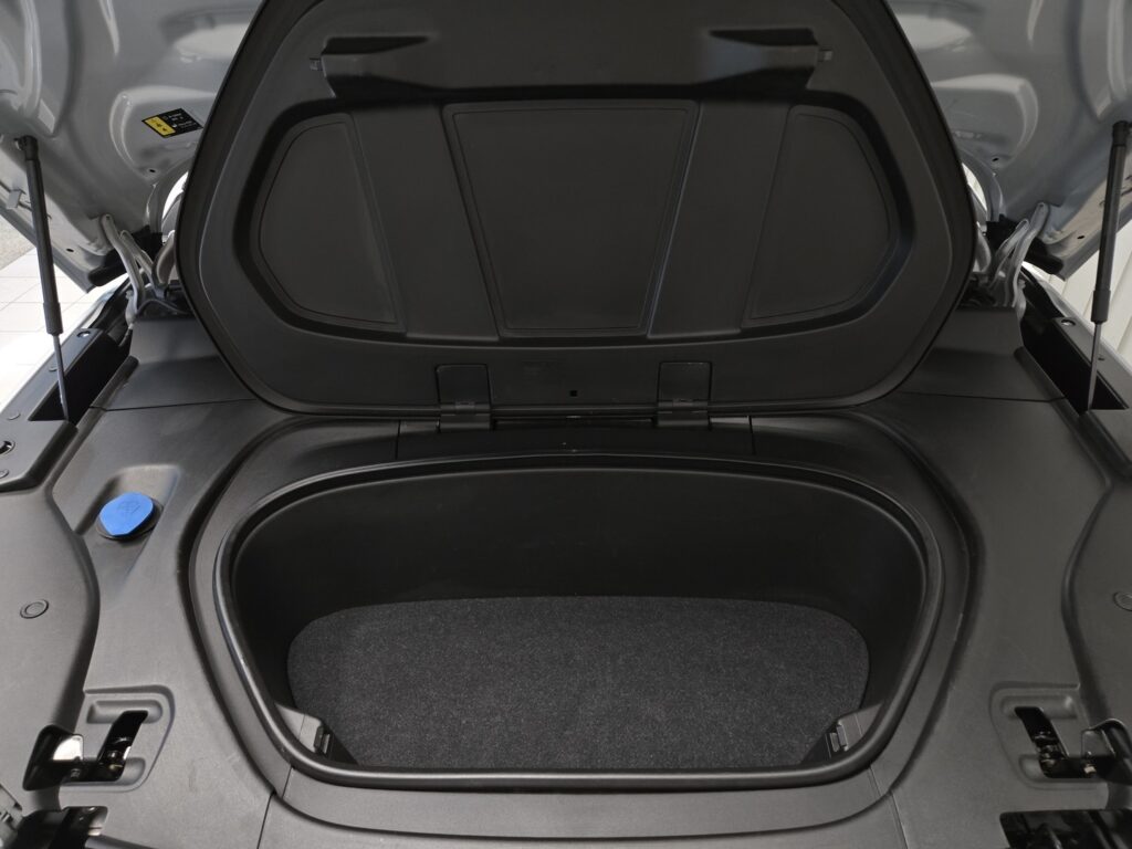 Volvo XC40, image 17