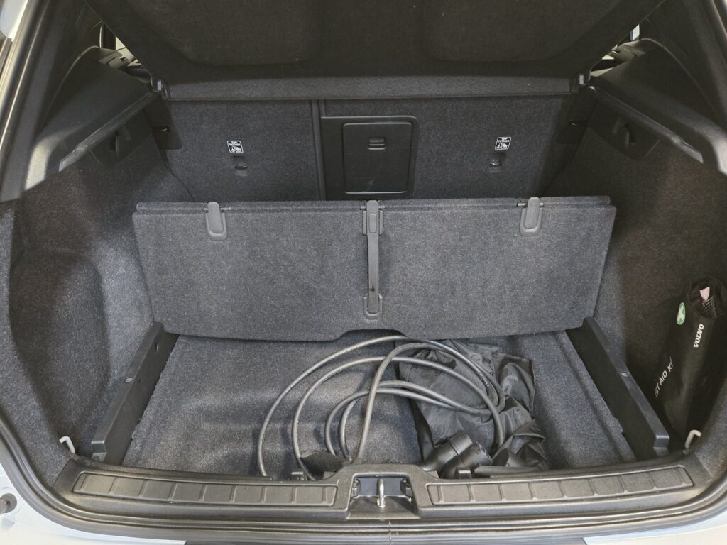 Volvo XC40, image 19