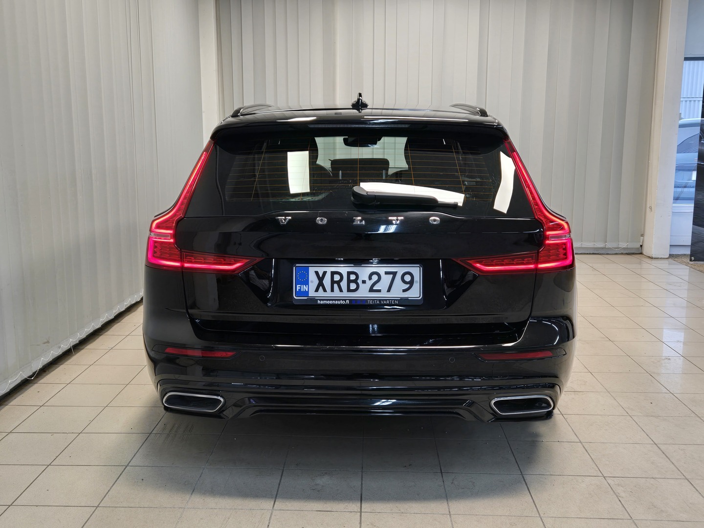 Volvo V60 2022, kuva 5/17
