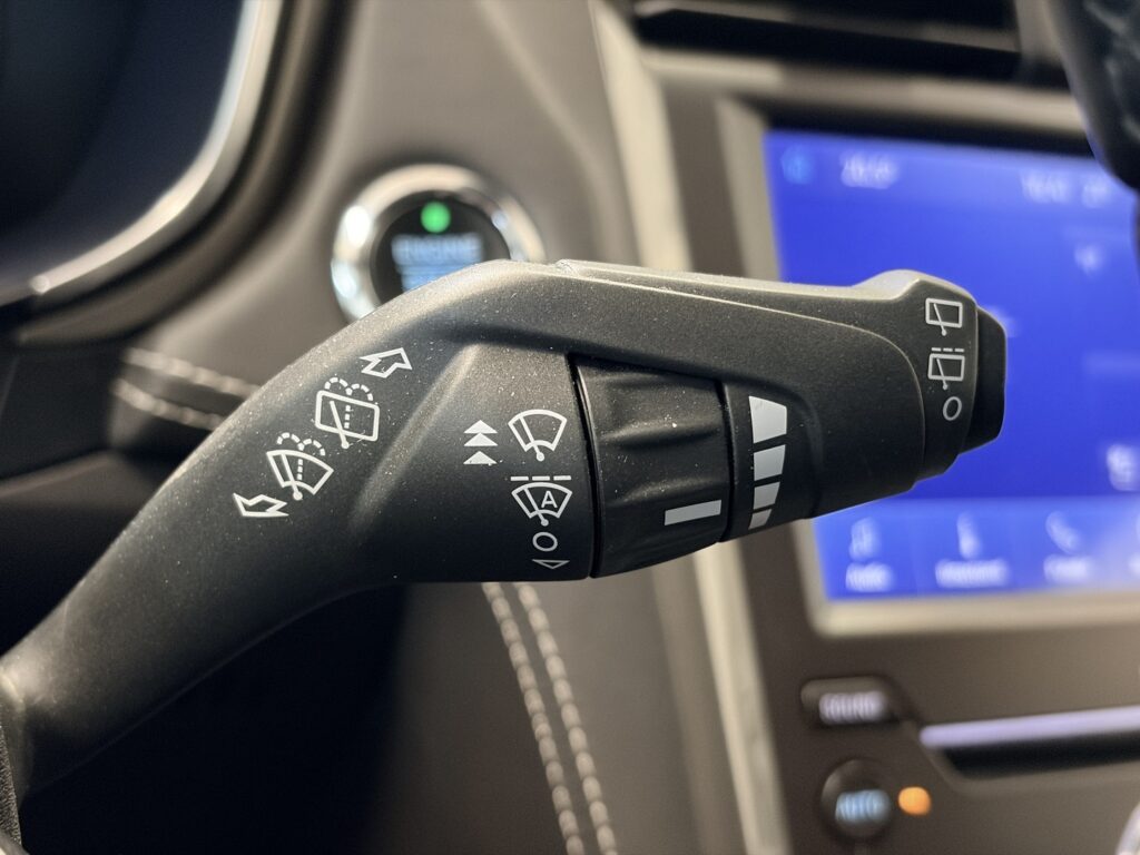 Ford Mondeo, image 16