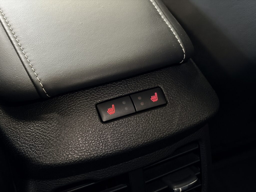 Ford Mondeo, image 22