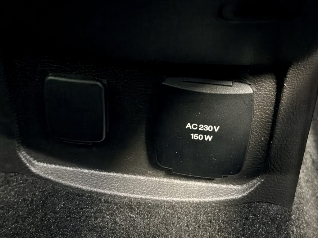 Ford Mondeo, image 23