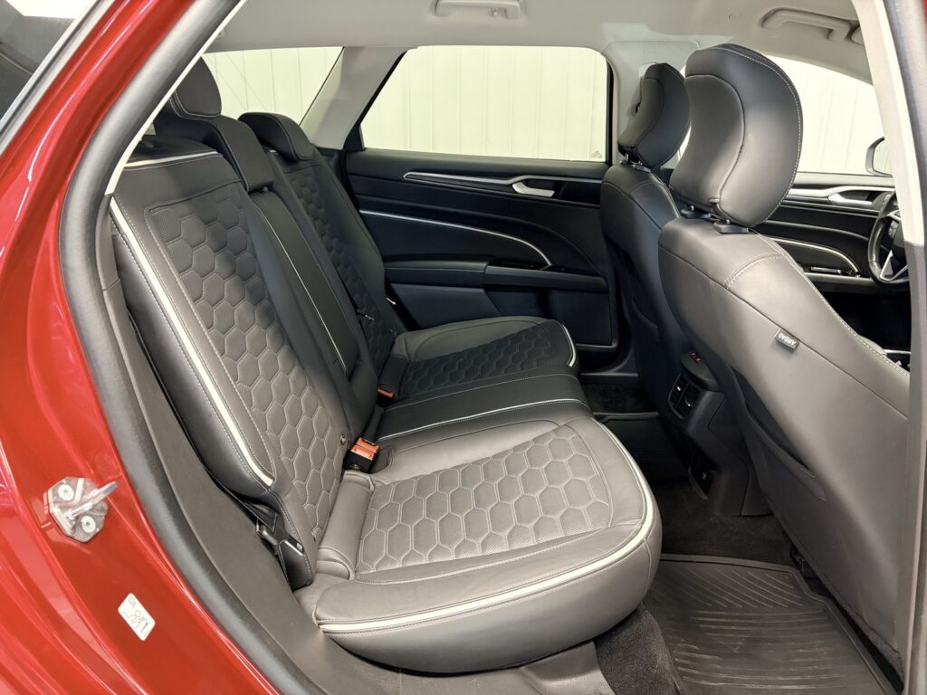 Ford Mondeo, image 8