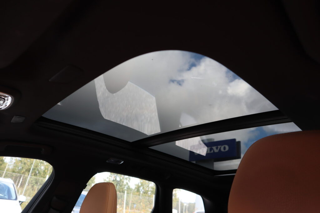 Volvo XC60, image 10