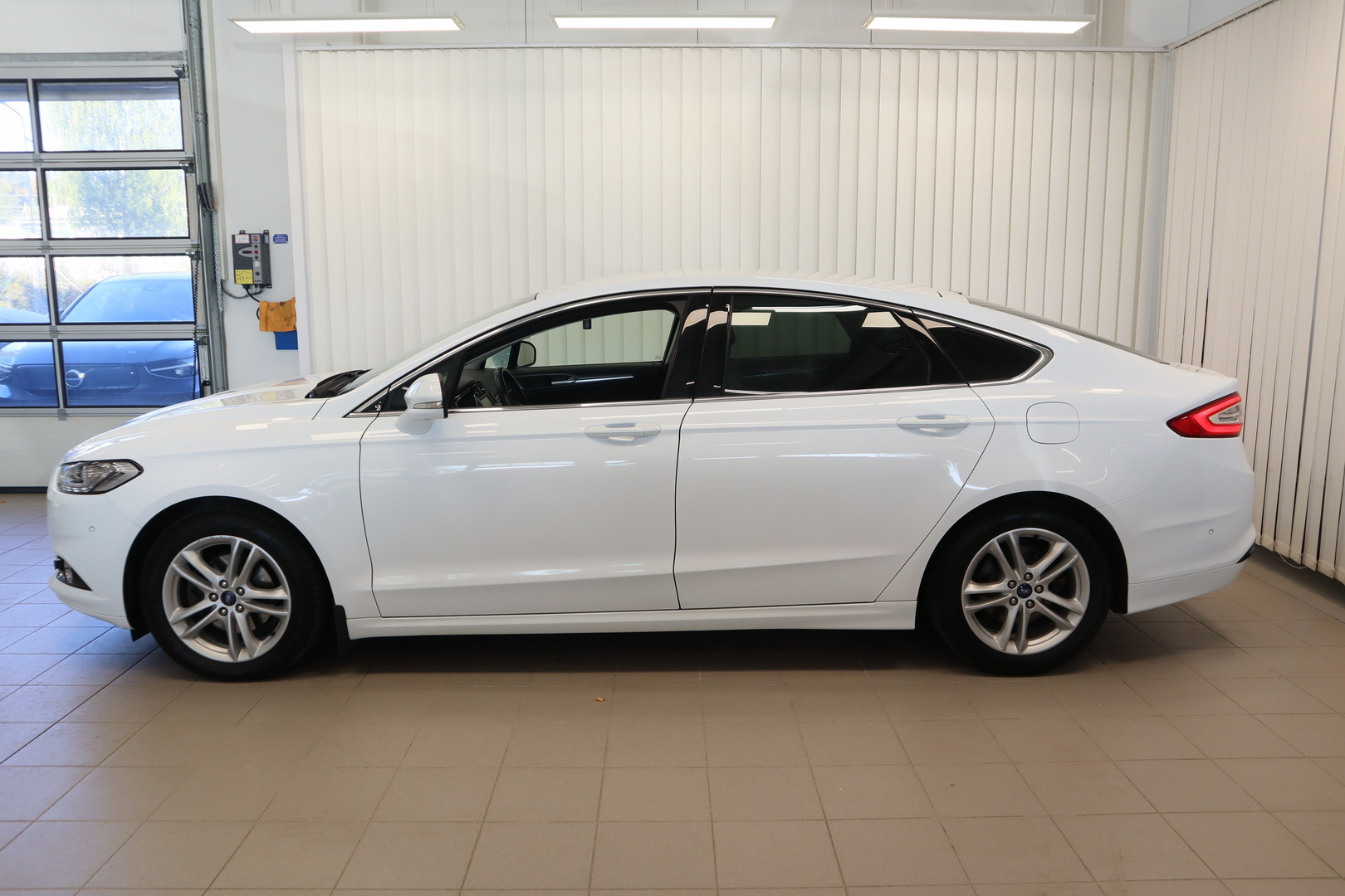 Ford Mondeo 2017, kuva 3/19