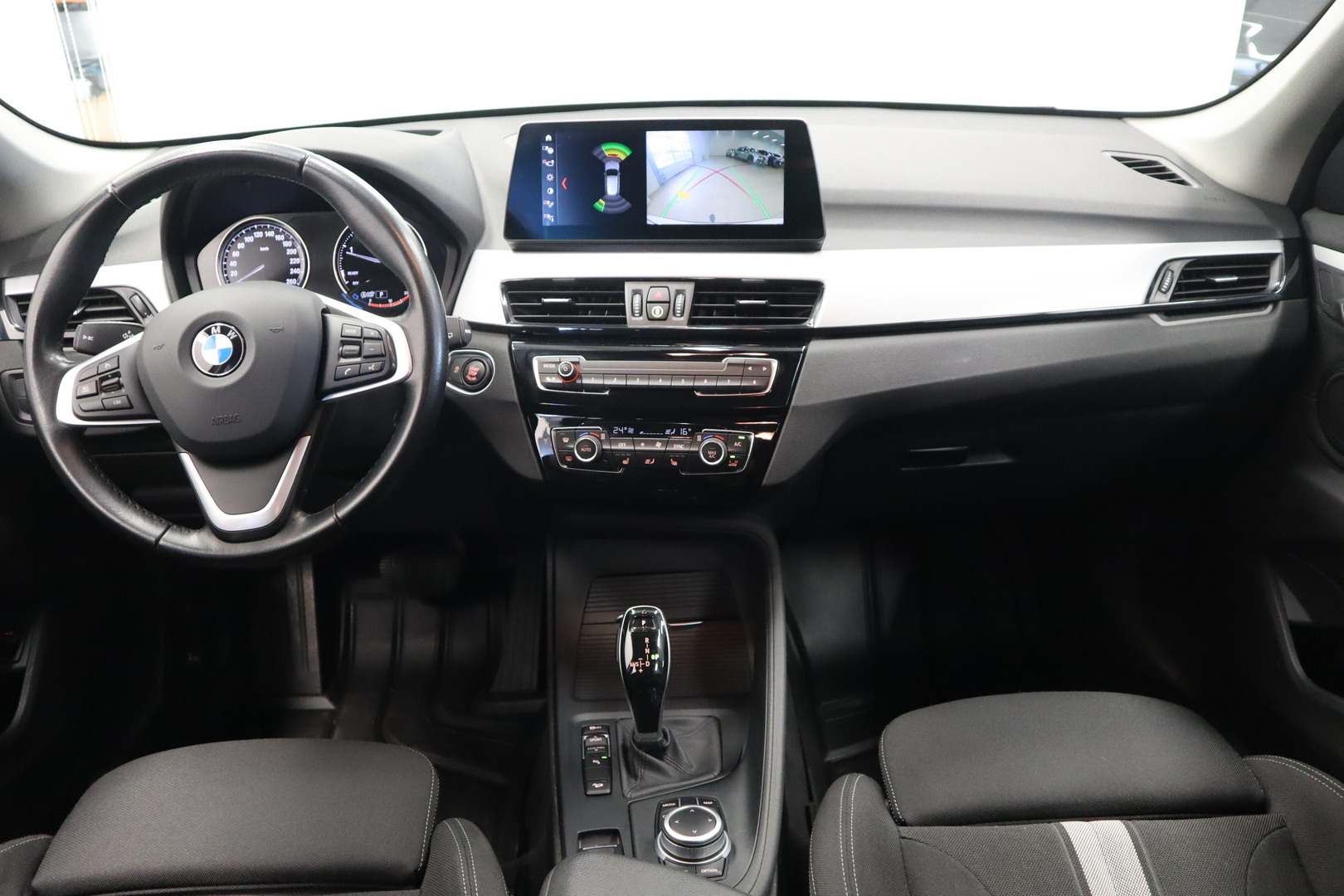BMW X1 F48 xDrive18d A Business 2020, kuva 7/20