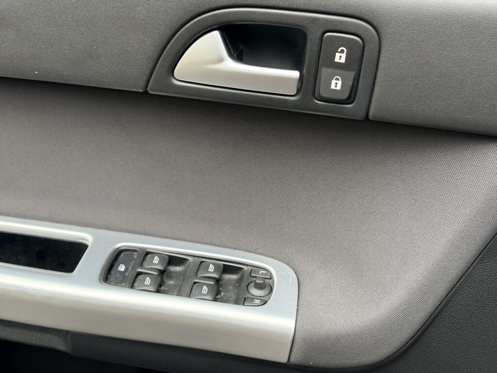 Volvo V50, image 10