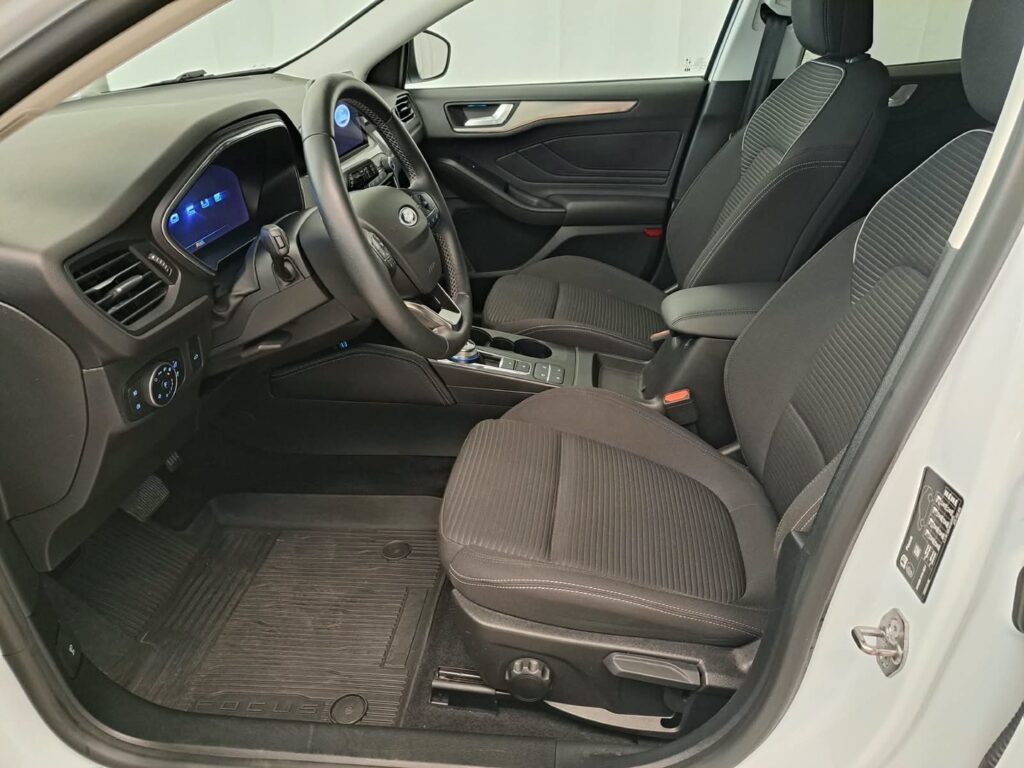 Ford Focus, image 9