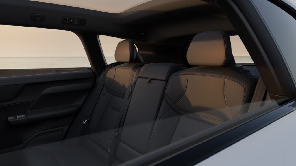 Volvo EX60, image 4