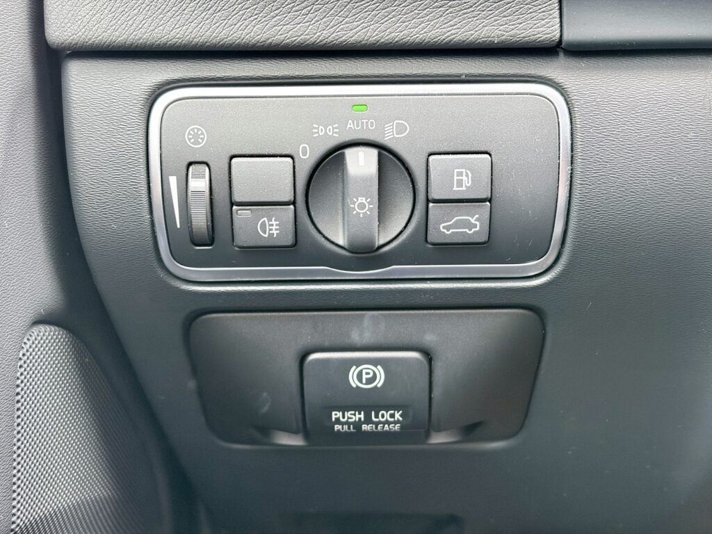 Volvo V60, image 14