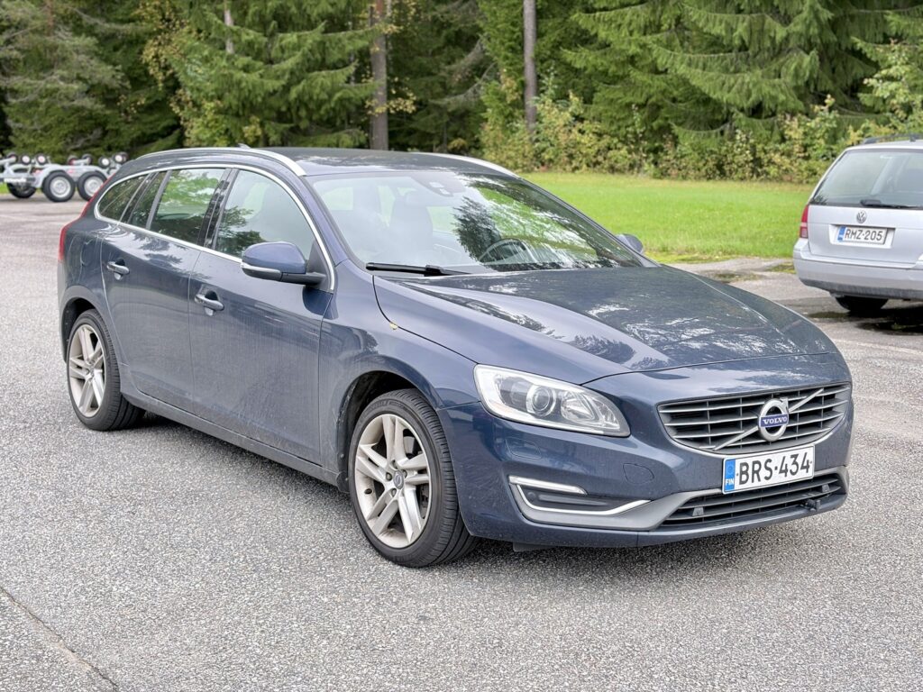 Volvo V60, image 2