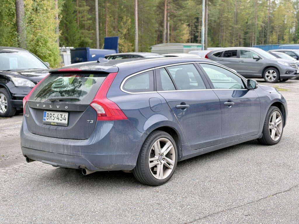 Volvo V60, image 3