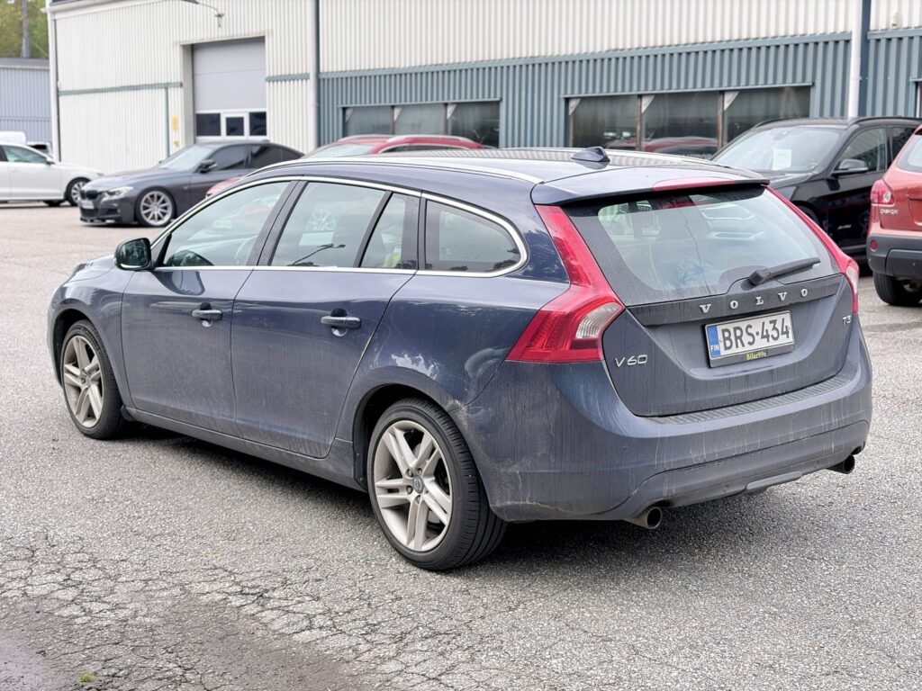 Volvo V60, image 4