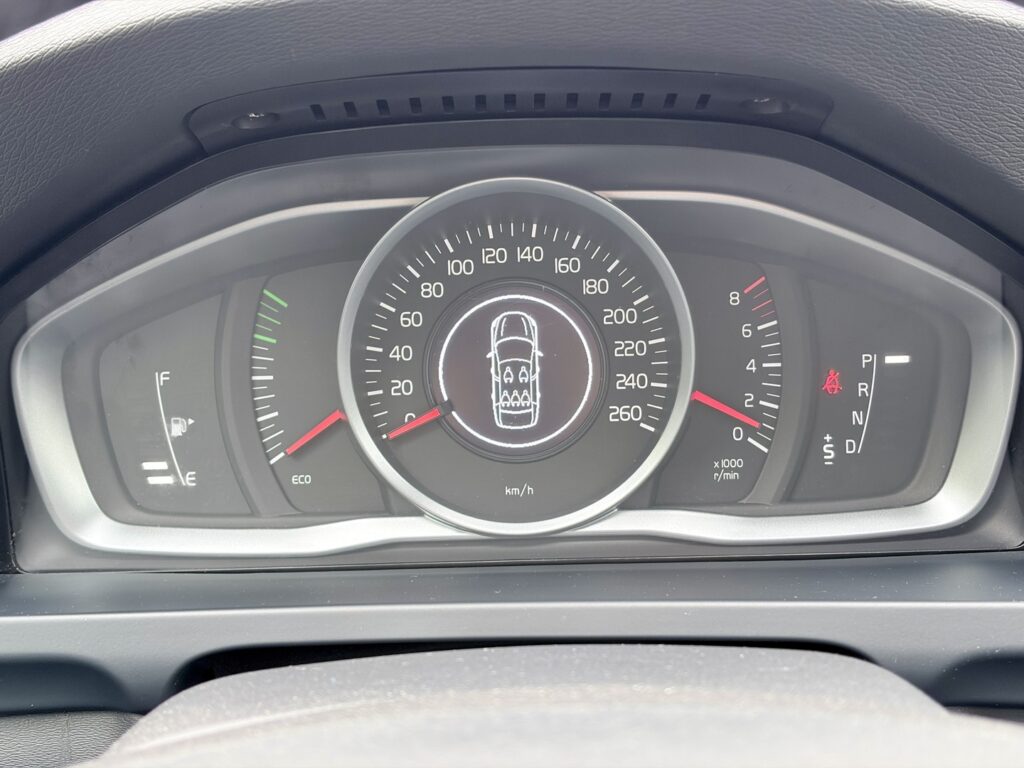 Volvo V60, image 7