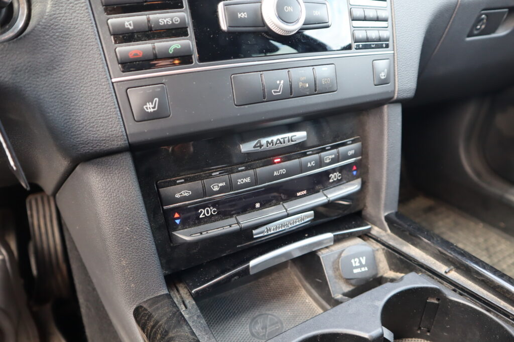 Mercedes-Benz E, image 9