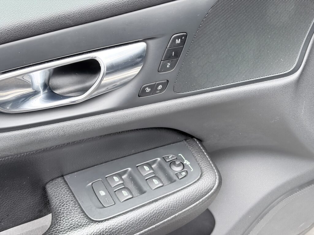 Volvo V60, image 10