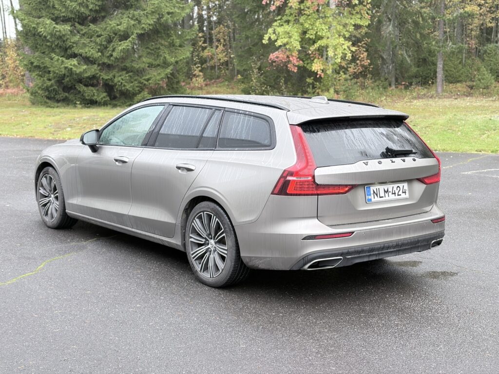 Volvo V60, image 4