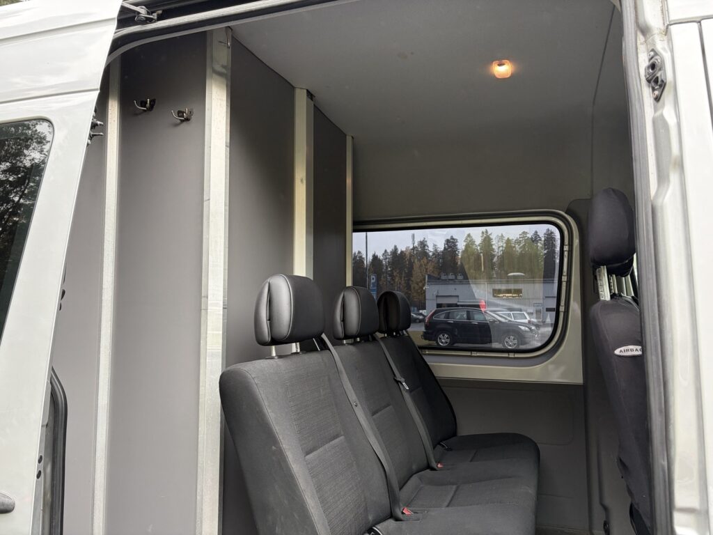 Mercedes-Benz Sprinter, image 10