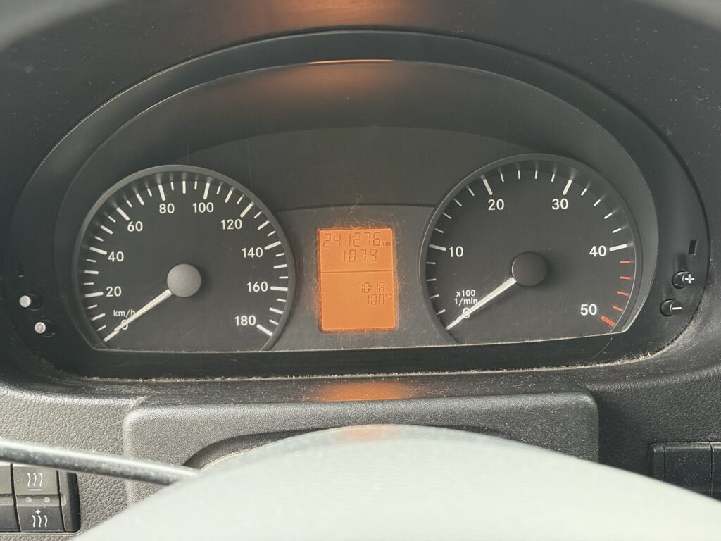 Mercedes-Benz Sprinter, image 12