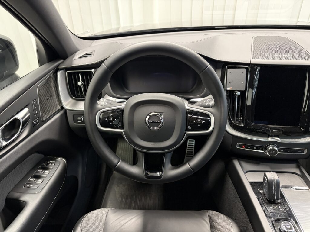 Volvo XC60, image 15