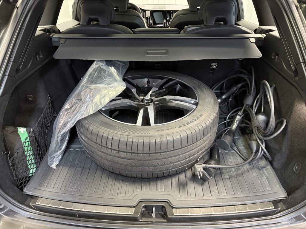 Volvo XC60, image 27