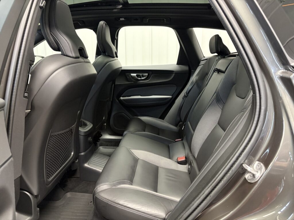 Volvo XC60, image 9