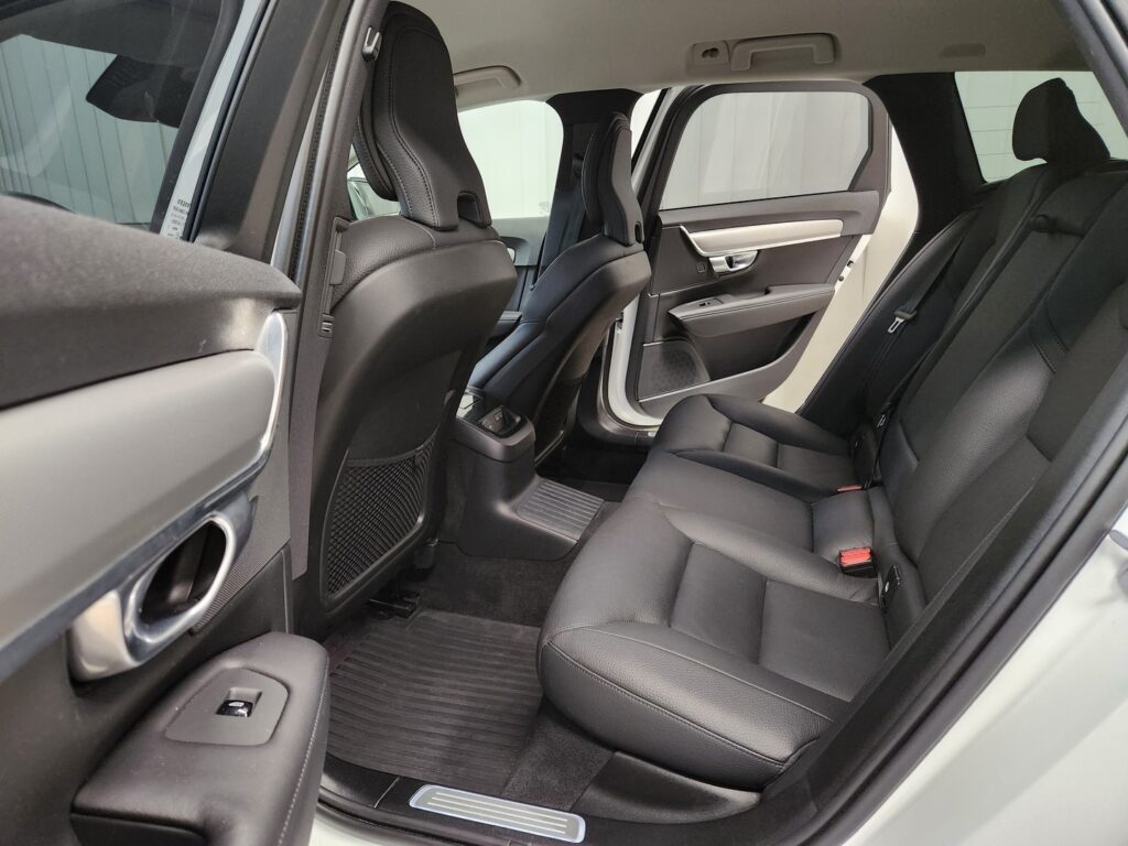 Volvo V90, image 8