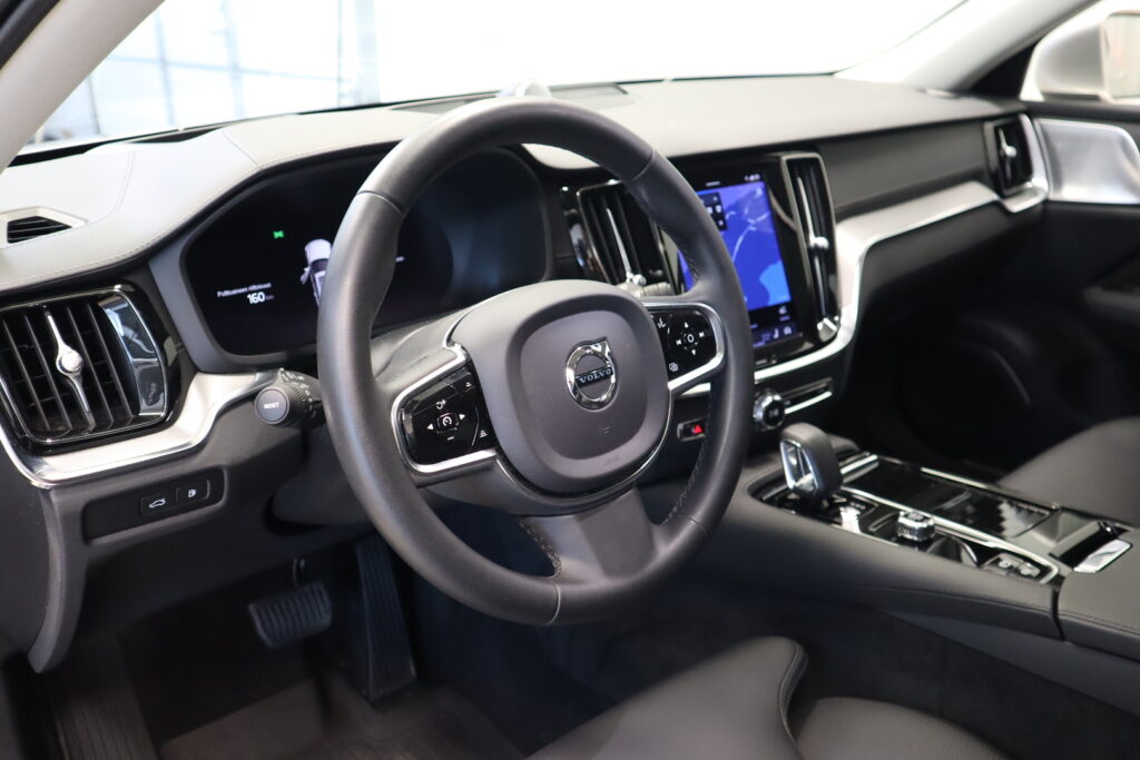 Volvo V60, image 11