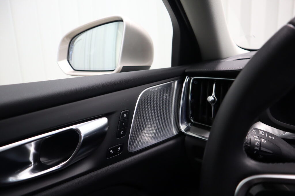 Volvo V60, image 14