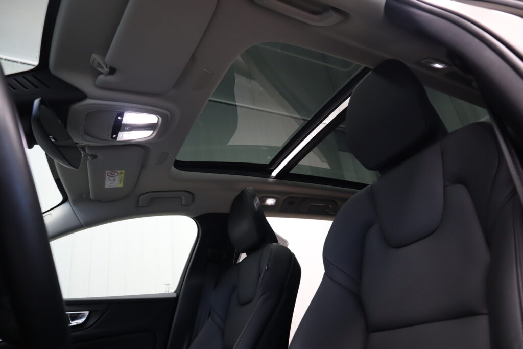 Volvo V60, image 15