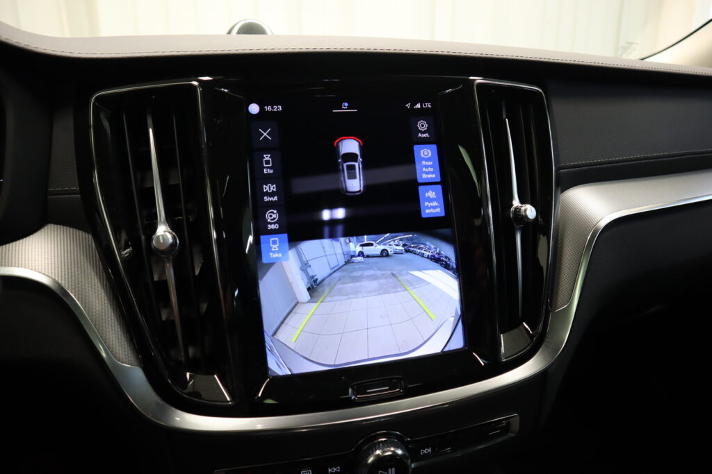 Volvo V60, image 18
