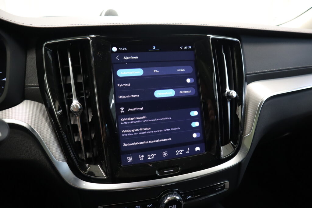 Volvo V60, image 24