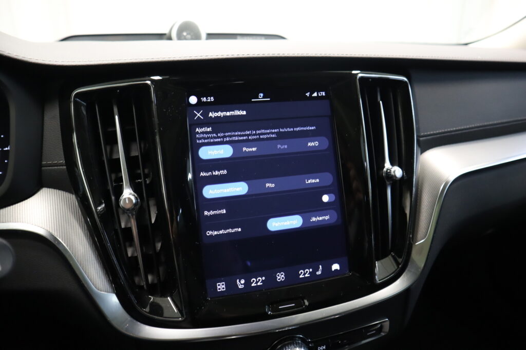 Volvo V60, image 25