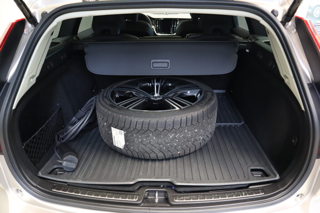 Volvo V60, image 31