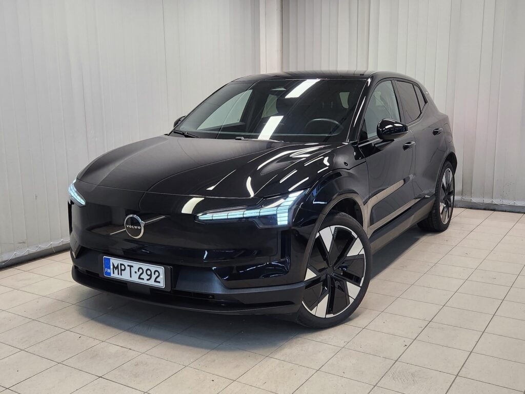 Volvo EX30, image 2