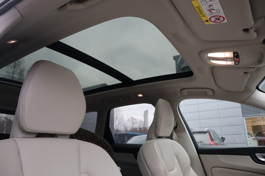 Volvo XC60, image 6