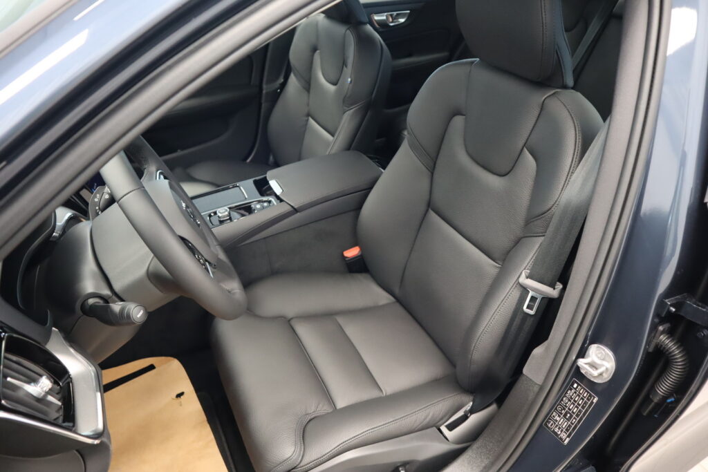Volvo S60, image 6