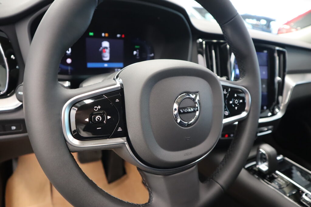 Volvo S60, image 8